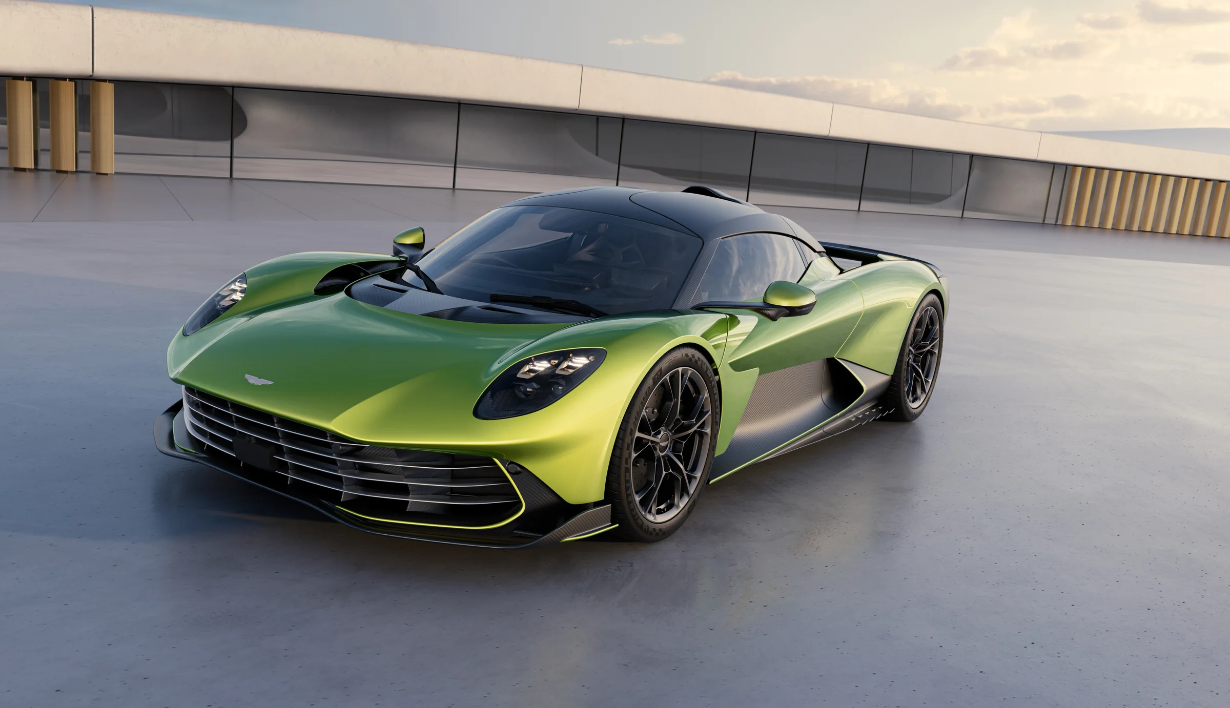 Aston Martin Valhalla in Grün schräg von vorne