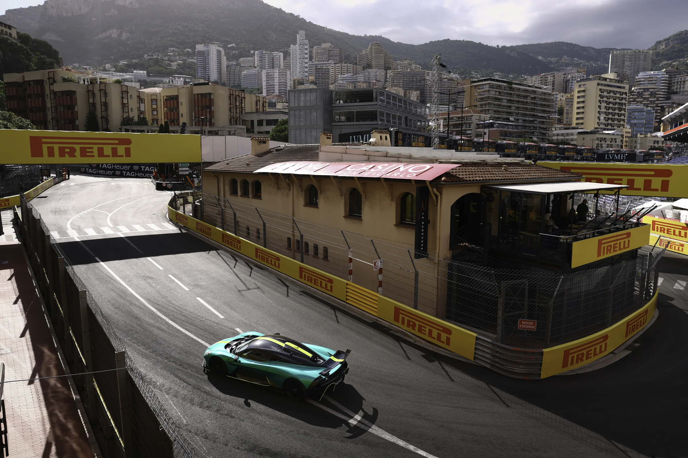 Aston Martin Valhalla auf dem Formel-1-Stadtkurs von Monaco