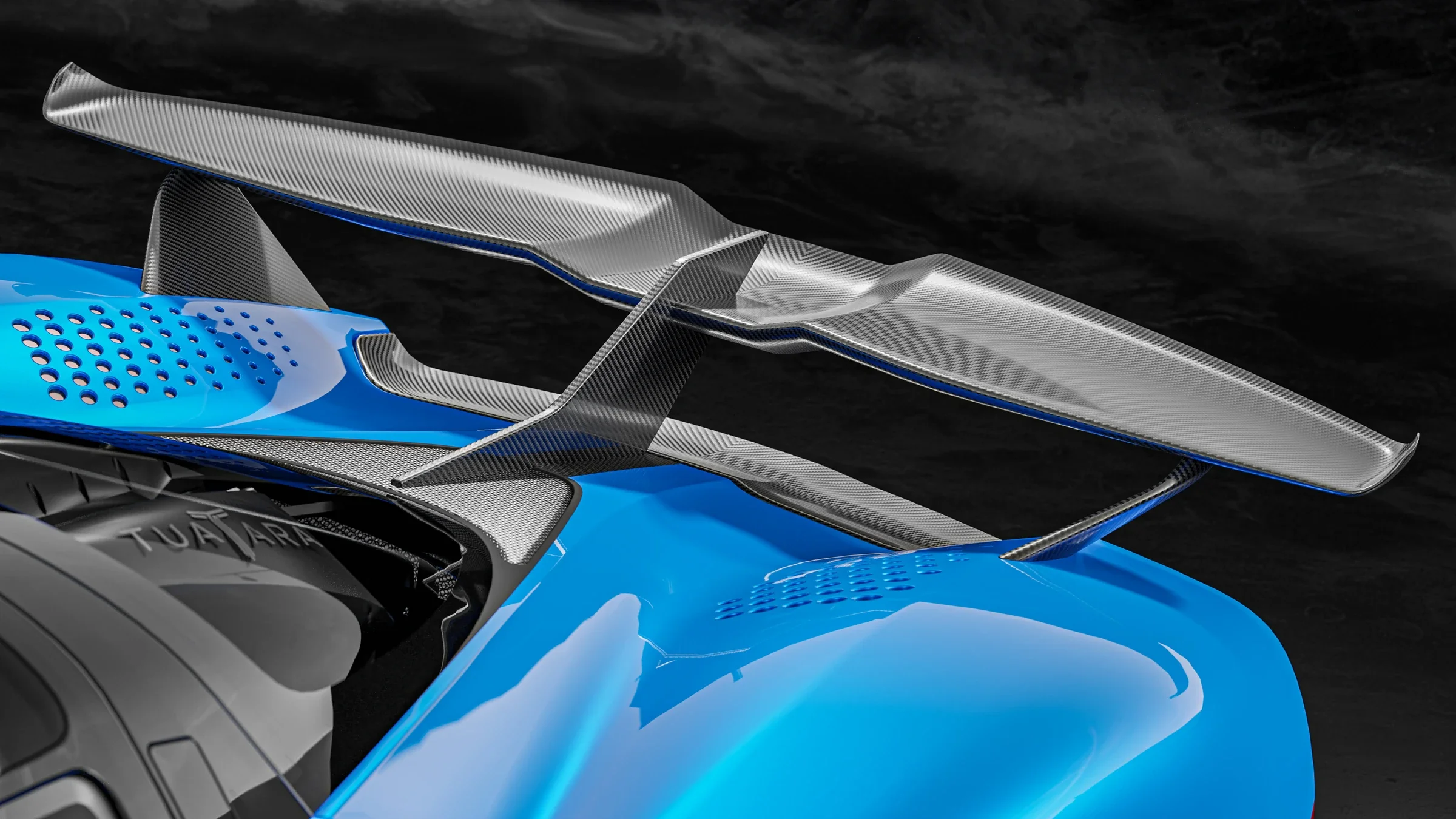 Großer feststehender Heckflügel des SSC Tuatara Striker
